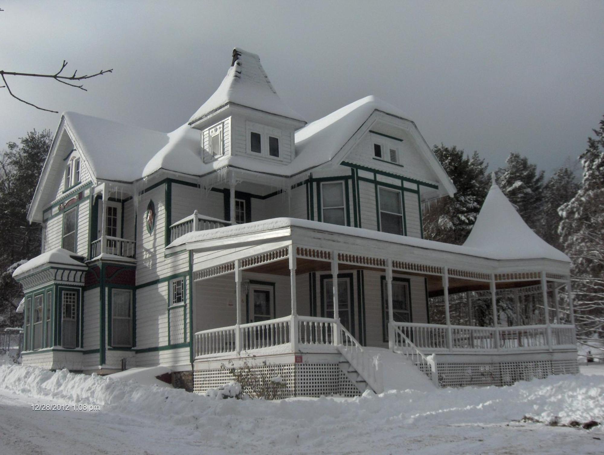 Antique Rose Inn Windham Exterior photo