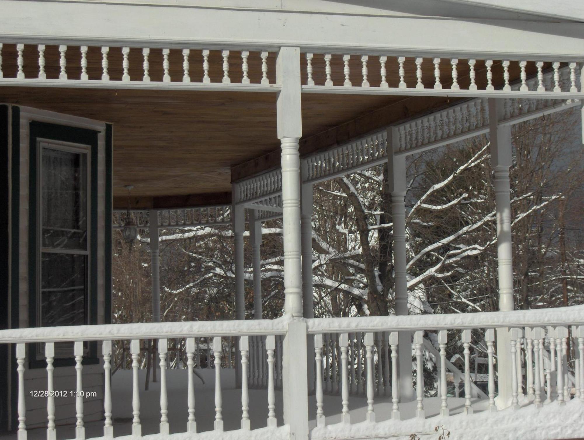 Antique Rose Inn Windham Exterior photo