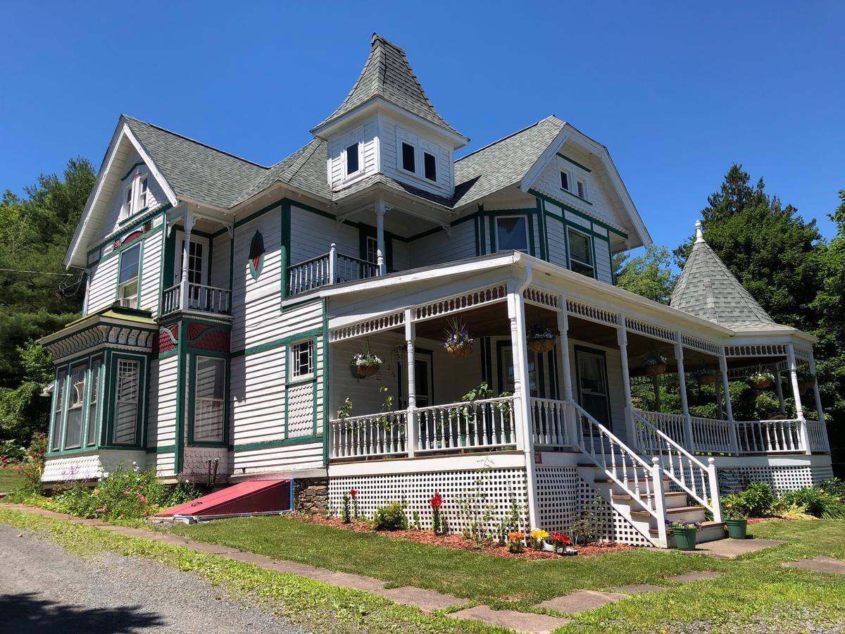 Antique Rose Inn Windham Exterior photo